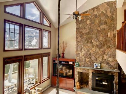 H8 Gorgeous Stone Hill Townhome in the heart of Bretton Woods Great views huge kitchen fireplace - image 12