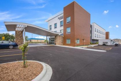 Fairfield Inn & Suites Whitewater - image 15