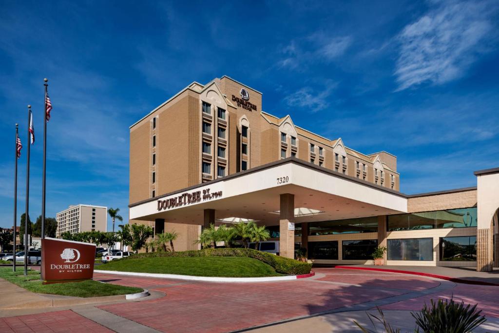 Doubletree by Hilton Whittier - main image