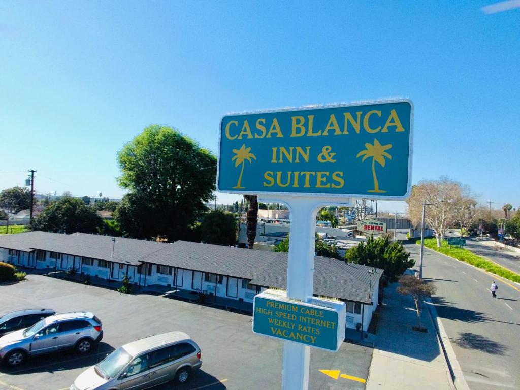 Casa Blanca Inn & Suites - image 7