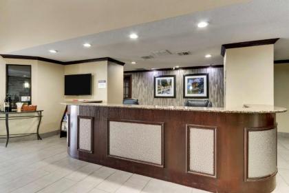 Best Western PLUS University Inn & Suites - image 13