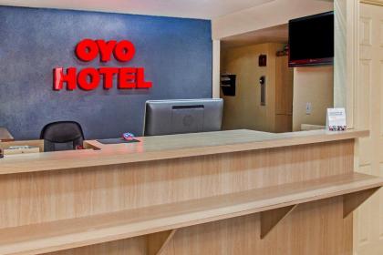 OYO Hotel Wichita Falls I-44 at Maurine St - image 7