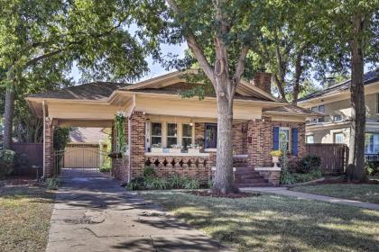 Berkley Bungalow with Yard Near MSU and Sheppard AFB! - image 8