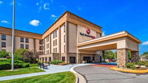 Best Western Plus Wichita West Airport Inn - main image