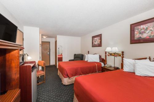 Howard Johnson by Wyndham Wichita Airport - image 3