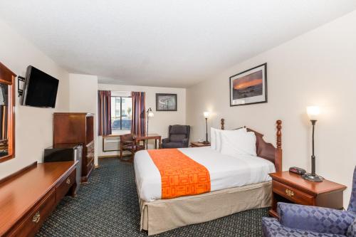 Howard Johnson by Wyndham Wichita Airport - image 5