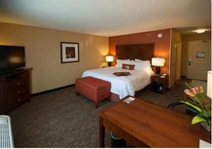 Hampton Inn & Suites Wichita-Northeast - image 4