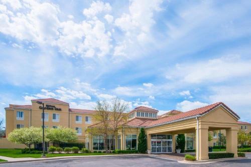 Hilton Garden Inn Wichita - main image