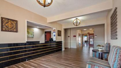 Best Western Governors Inn and Suites - image 3