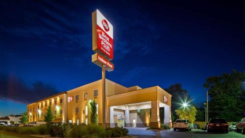 Best Western Plus Eastgate Inn & Suites - main image