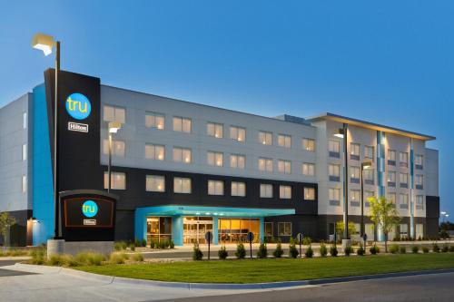 Tru By Hilton Wichita Northeast - main image