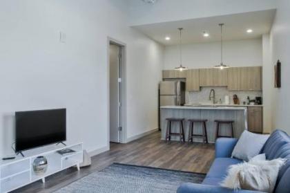 Relaxing Flat in Heart of Wichita! - image 2