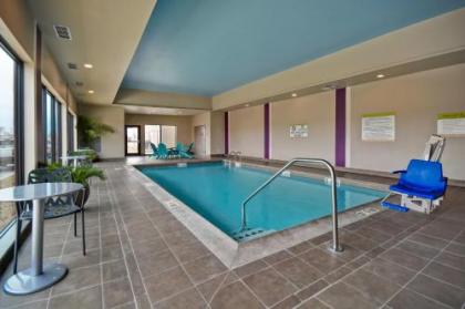 Home2 Suites by Hilton Wichita Northeast - image 1