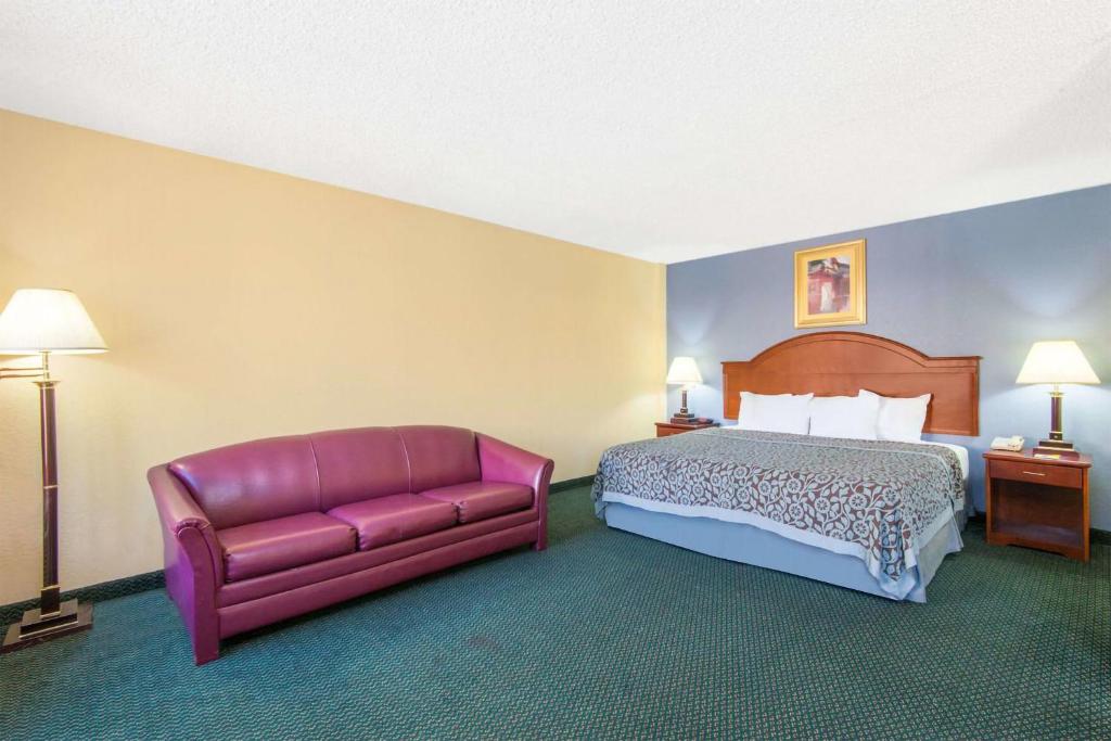 Blue Way Inn & Suites Wichita East - main image