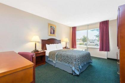 Blue Way Inn & Suites Wichita East - image 2