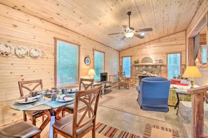 Updated Cabin with Porch Mins to Cossatot River - image 8