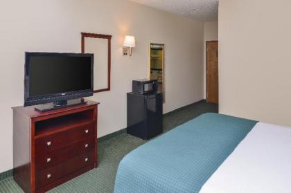 Americas Best Value Inn Wiggins - image 5