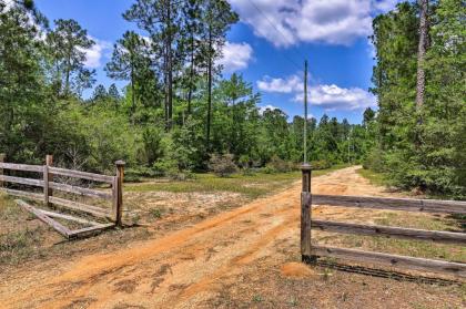 Secluded Cabin with Pond - 37 Mi to Gulf Coast! - image 9