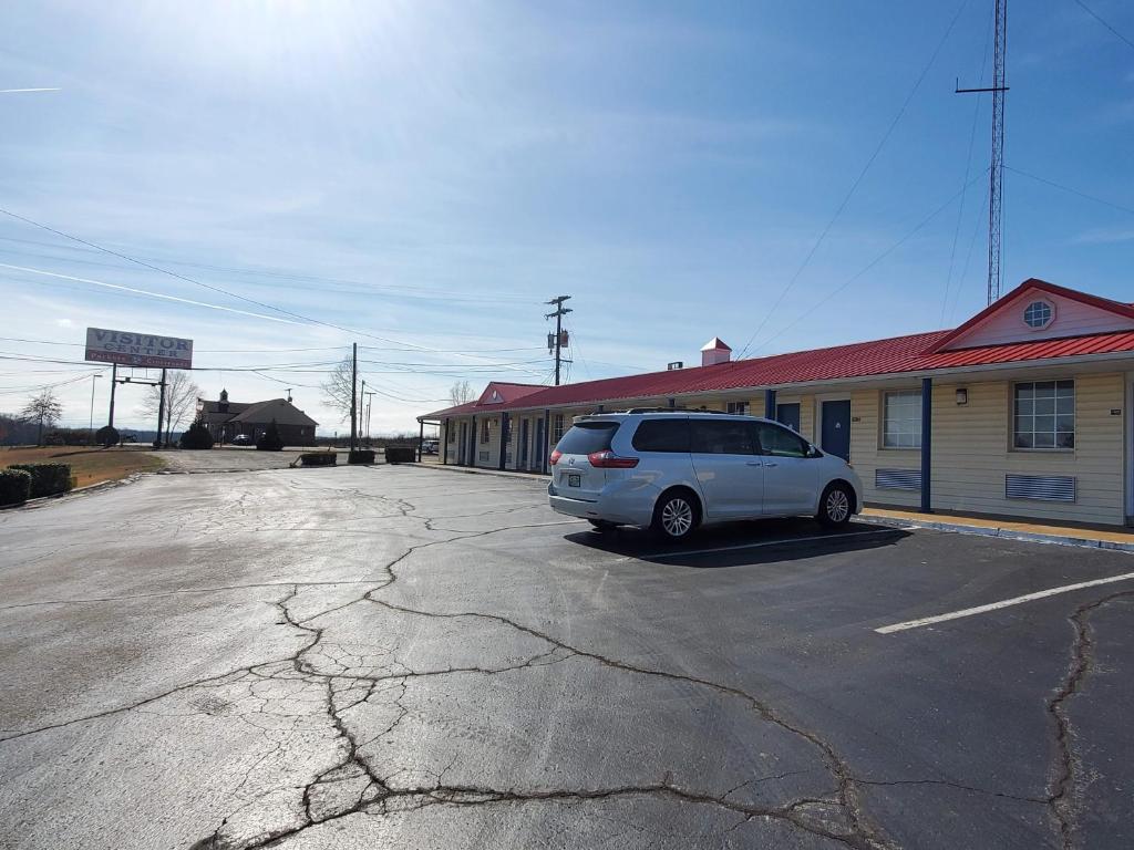 Americas Best Value Inn Wildersville - image 4