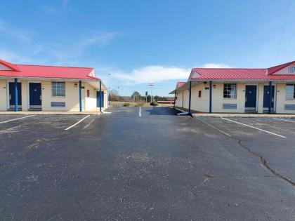 Americas Best Value Inn Wildersville - image 6