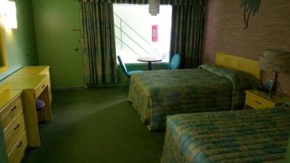 Caribbean Motel - image 5