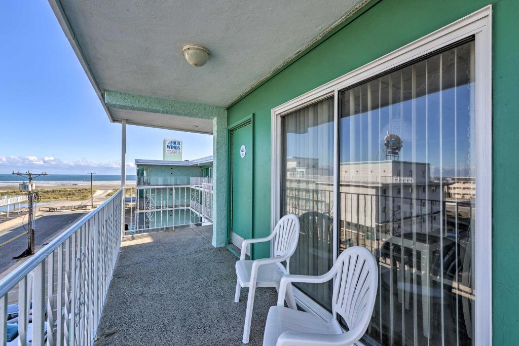 Wildwood Crest Beach Condo with Ocean Views! - image 5