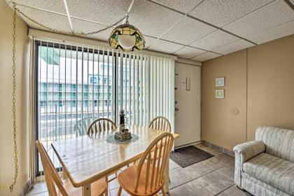 Cozy Oceanfront Condo with Pool and Beach Access! - image 6