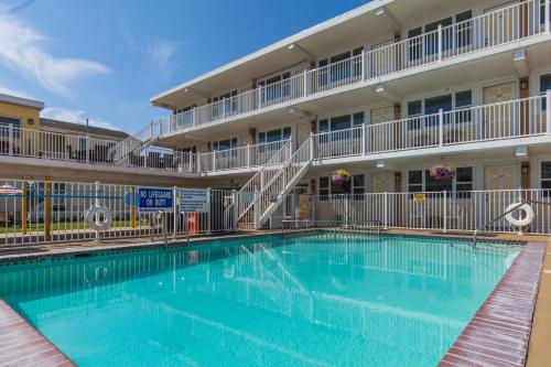 Esplanade Suites - A Sundance Vacations Property - image 3