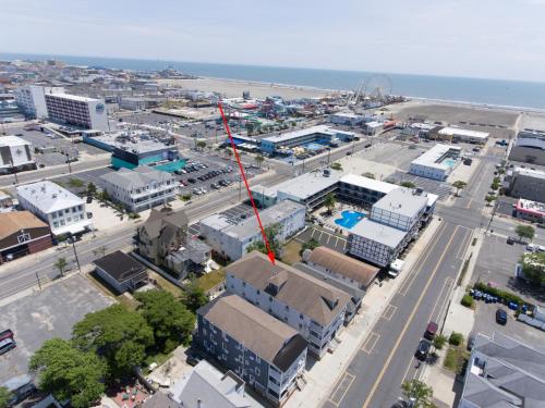 Garfield Beach House - main image