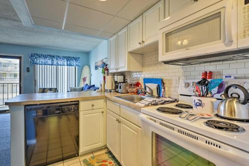 Coastal Condo with Pool 1 Block to Wildwood Beach! - image 5