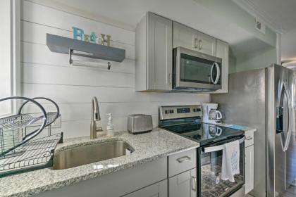 Beach Block Wildwood Condo - Proximity to Dining! - image 15