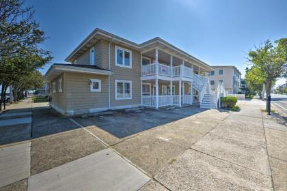 Beach Block Wildwood Condo - Proximity to Dining! - image 7