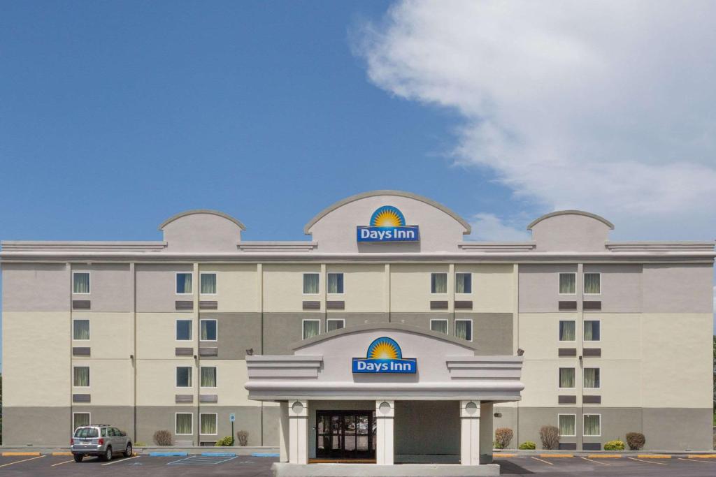 Days Inn by Wyndham Wilkes Barre - main image