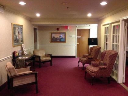 Country Hearth Inn And Suites Willard - image 3