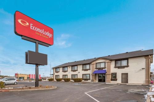 Econo Lodge Inn & Suites Williams - Grand Canyon Area - image 2