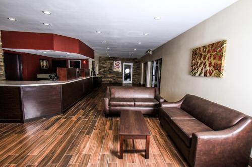 Red Roof Inn PLUS+ Williams – Grand Canyon - image 3