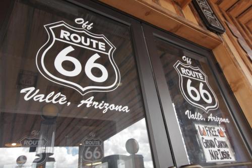 Grand Canyon Inn and Motel - South Rim Entrance - image 4