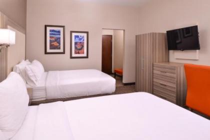 Holiday Inn Express & Suites Williams an IHG Hotel - image 2