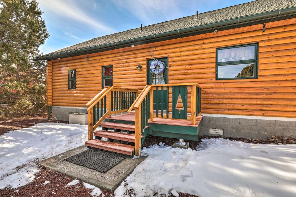 5-Star Log Cabin Quaint and Cozy near Grand Canyon - image 5