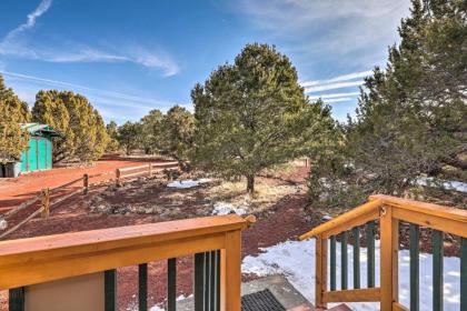 5-Star Log Cabin Quaint and Cozy near Grand Canyon - image 6