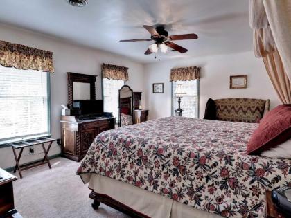 Aldrich House Bed & Breakfast  - image 10