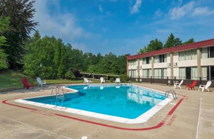 Red Roof Inn Williamsport PA - image 9