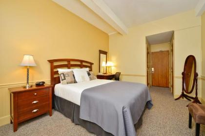 Genetti Hotel SureStay Collection by Best Western - image 7