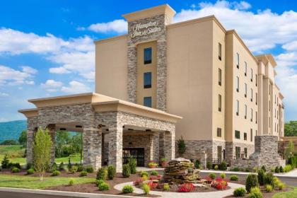 Hampton Inn & Suites Williamsport - Faxon Exit - image 12