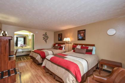 Americas Best Value Inn & Suites Williamstown - image 1