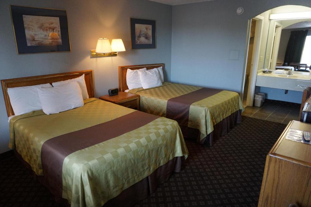 Americas Best Value Inn & Suites Williamstown - image 6