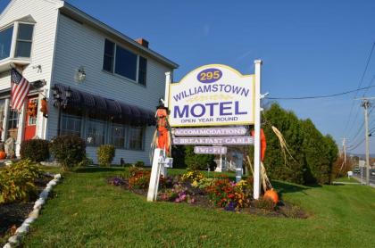 Williamstown Motel - image 9