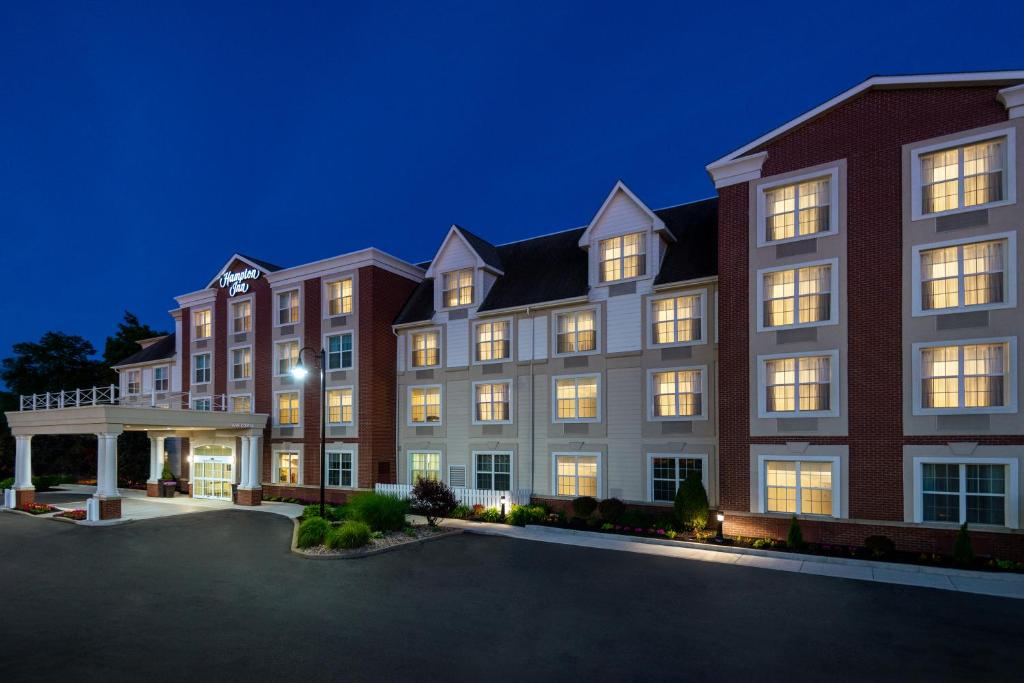 Hampton Inn Buffalo-Williamsville - image 4