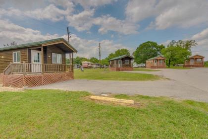 Lake Conroe One-Bedroom Cabin 3 - image 13