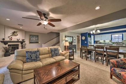 Quiet Lake Conroe Townhome with 2 Boat Slips! - image 3